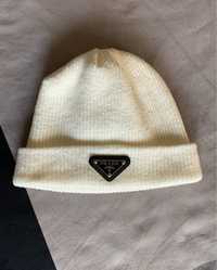 Gorro novo Prada