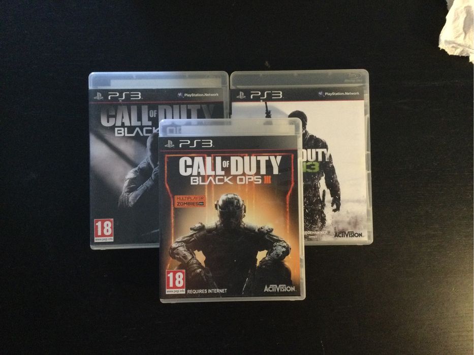 PlayStation 3 + 3 comandos +acessório CAM+ 2 Joysticks+ 17 jogos PS3