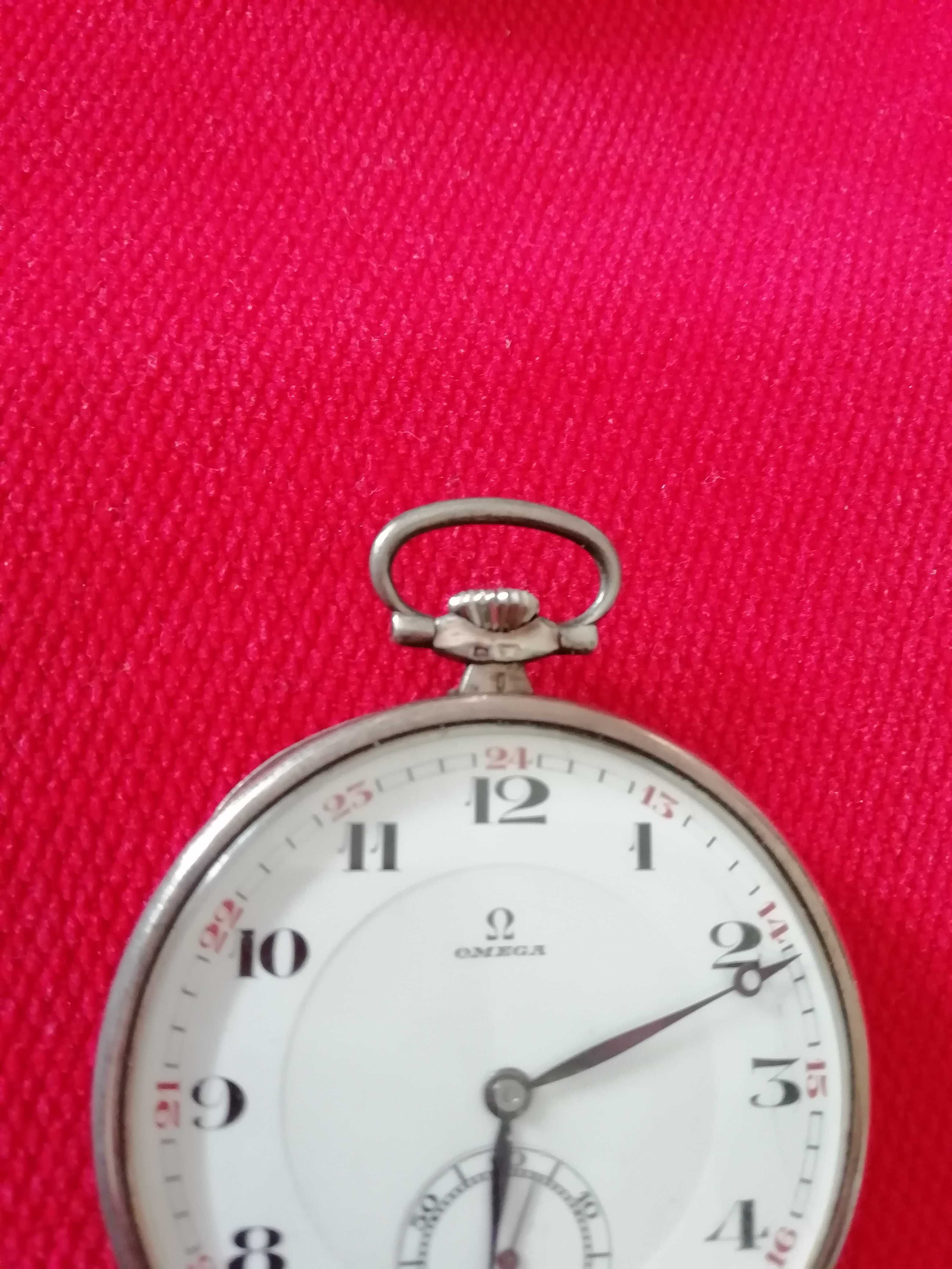Omega -  Relógio de bolso - C. 1900 - Motivo caça - Prata