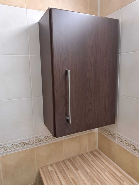 Sprzedam szafki łazienkowe 3+1