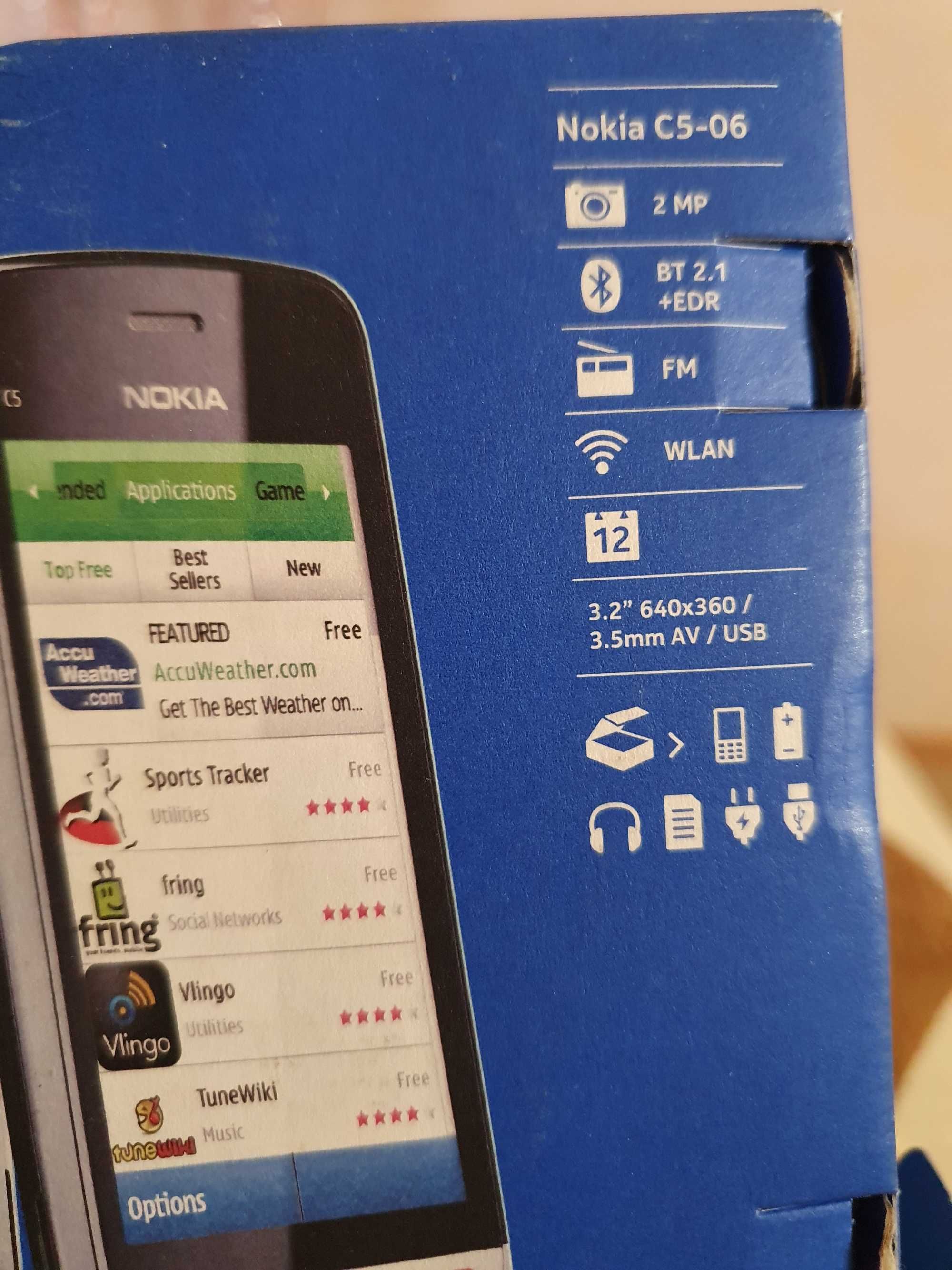 Мобільний телефон Nokia C5-06