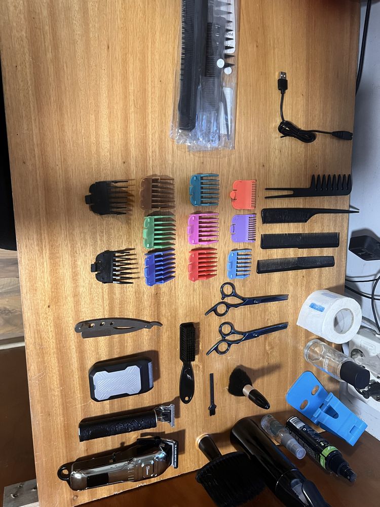 Kit Barbeiro Completo