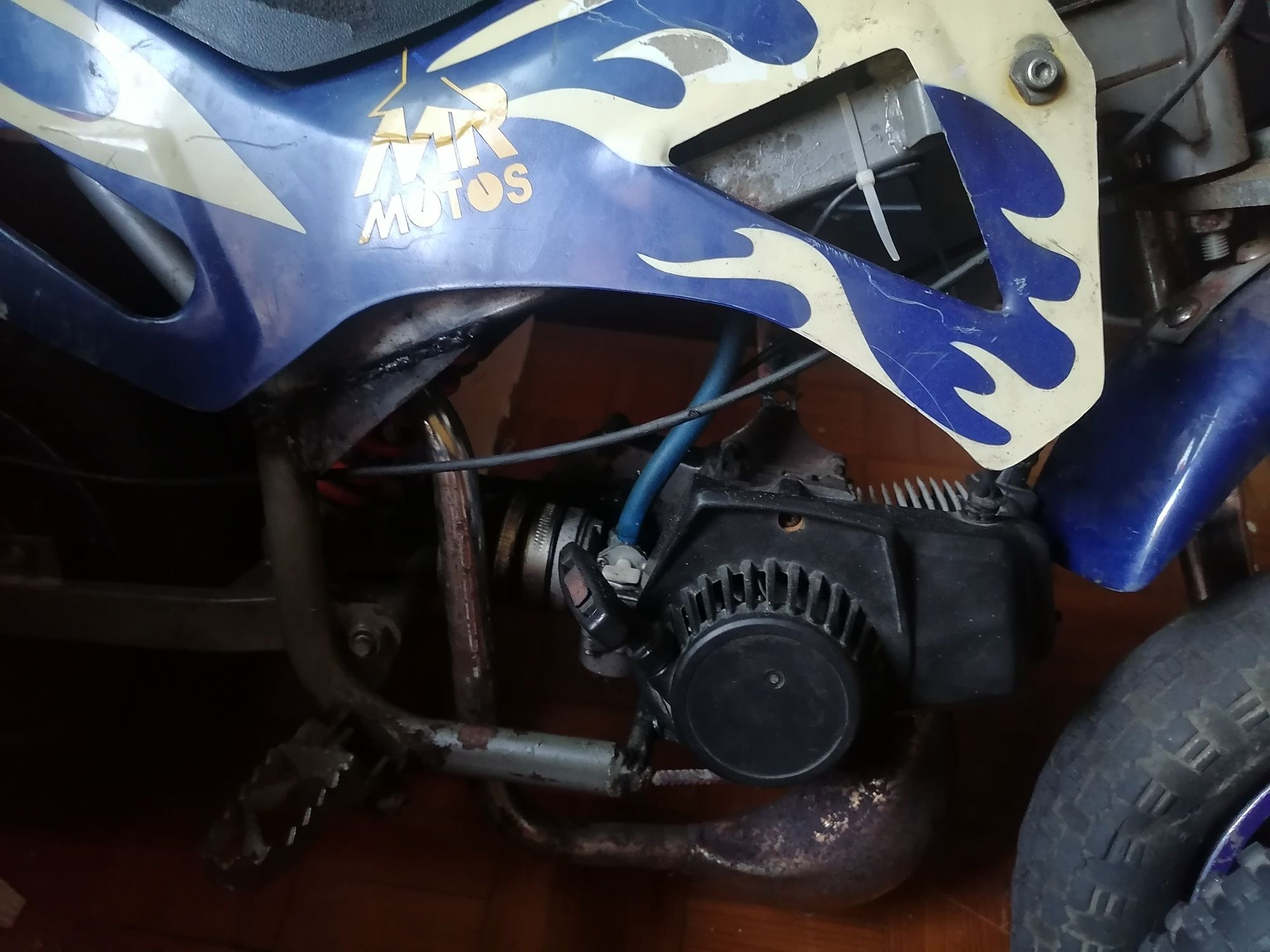 Minimoto cross alguns ajustes 60 € hoje