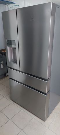 Холодильник Electrolux LLT9VB52U