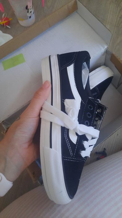 Vans novos impecáveis