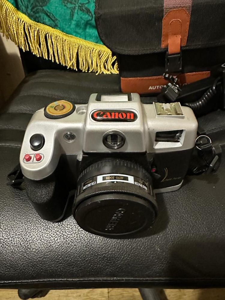 Фотоапарат Canon