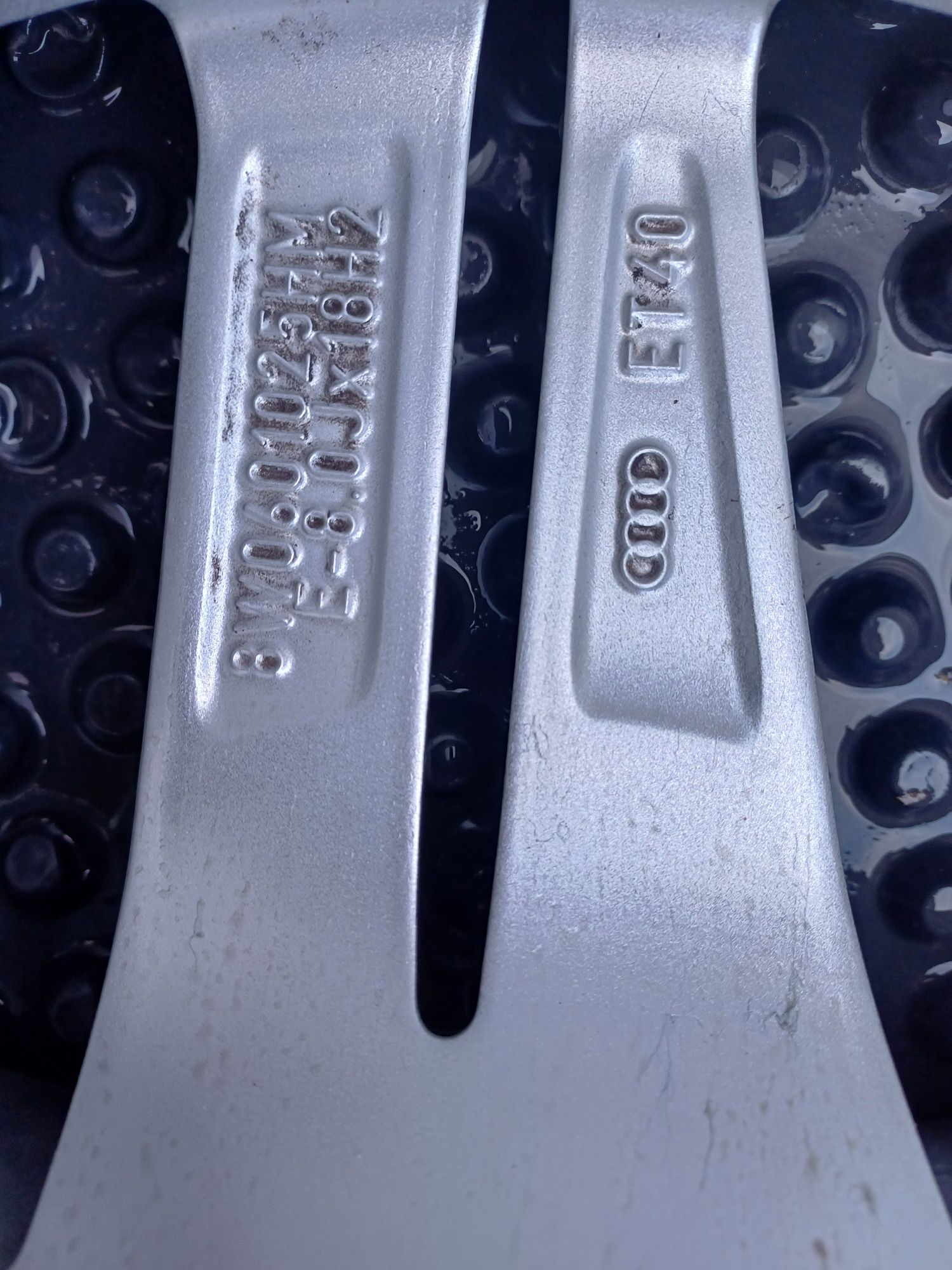 Felgi Audi A4 B9 8W0-HM