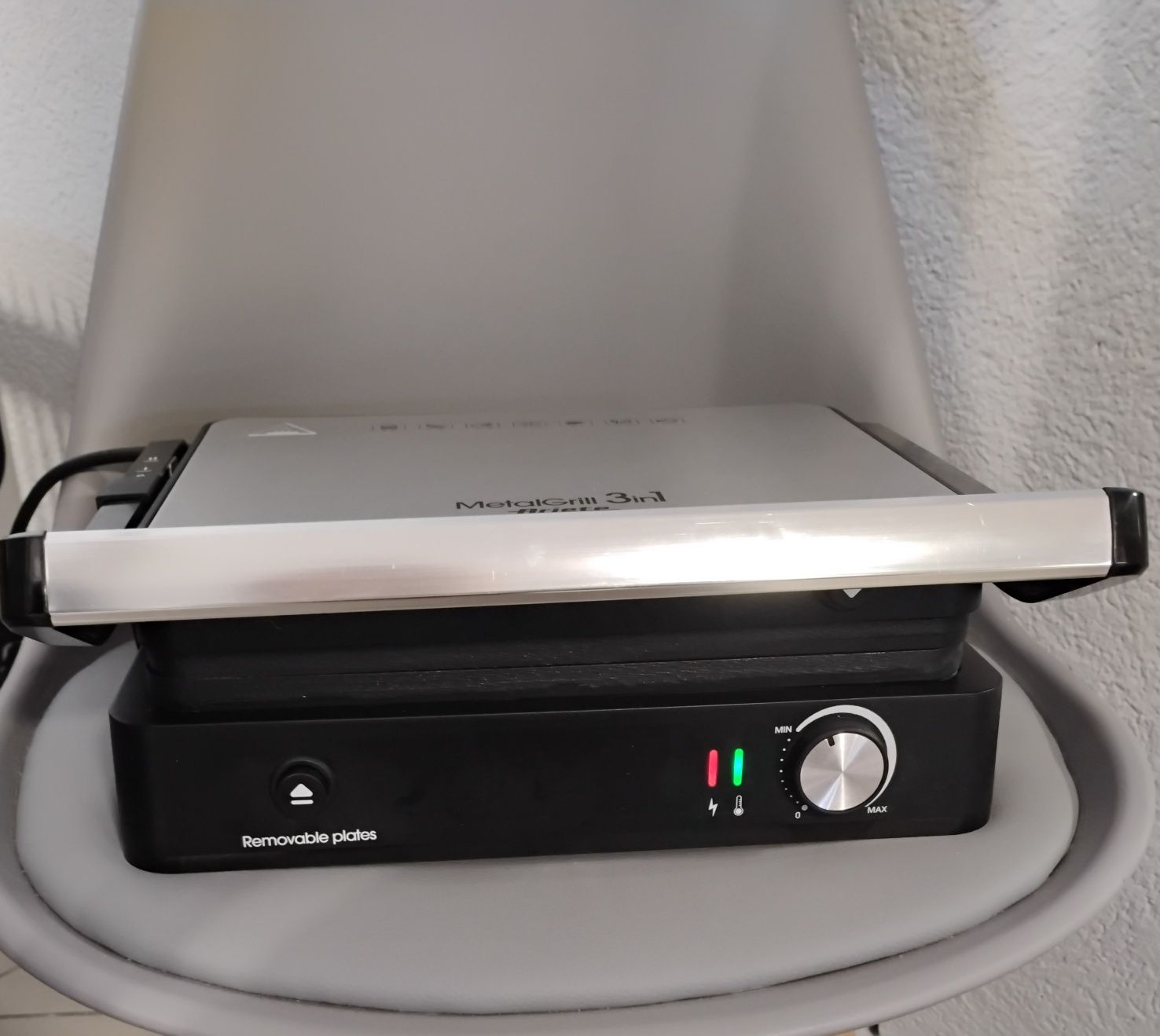 Nowy Grill elektryczny MetalGrill 3w1 firmy Ariete