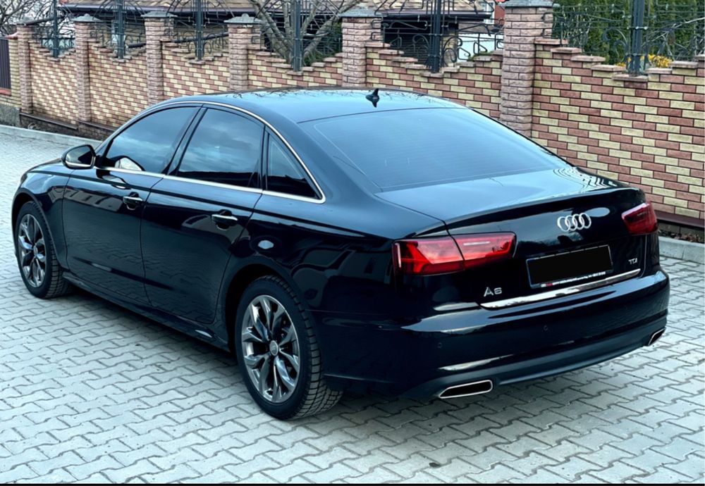 Audi A6 2015 року