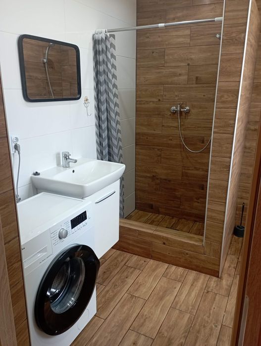 Wynajmę dom z działką