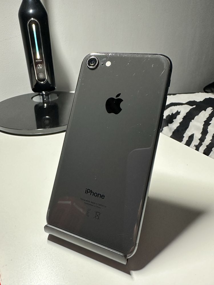 Iphone 8 black 64gb