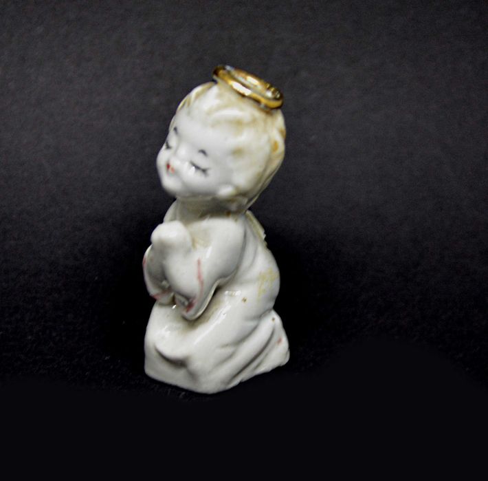 Porcelanowa Figurka Mały Aniołek Lata 80. Niesygnowana
