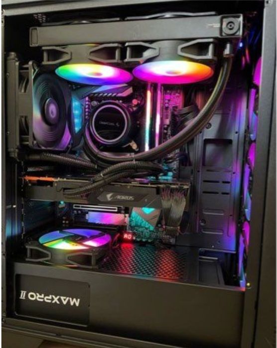 PC Gamer  com Watercooling Total i7 8700k+GTX 1080 Ti + Aorus  z390
