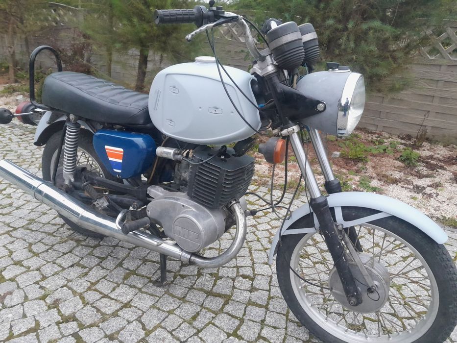 Mz ts 250 /1 z dokumentami na chodzie
