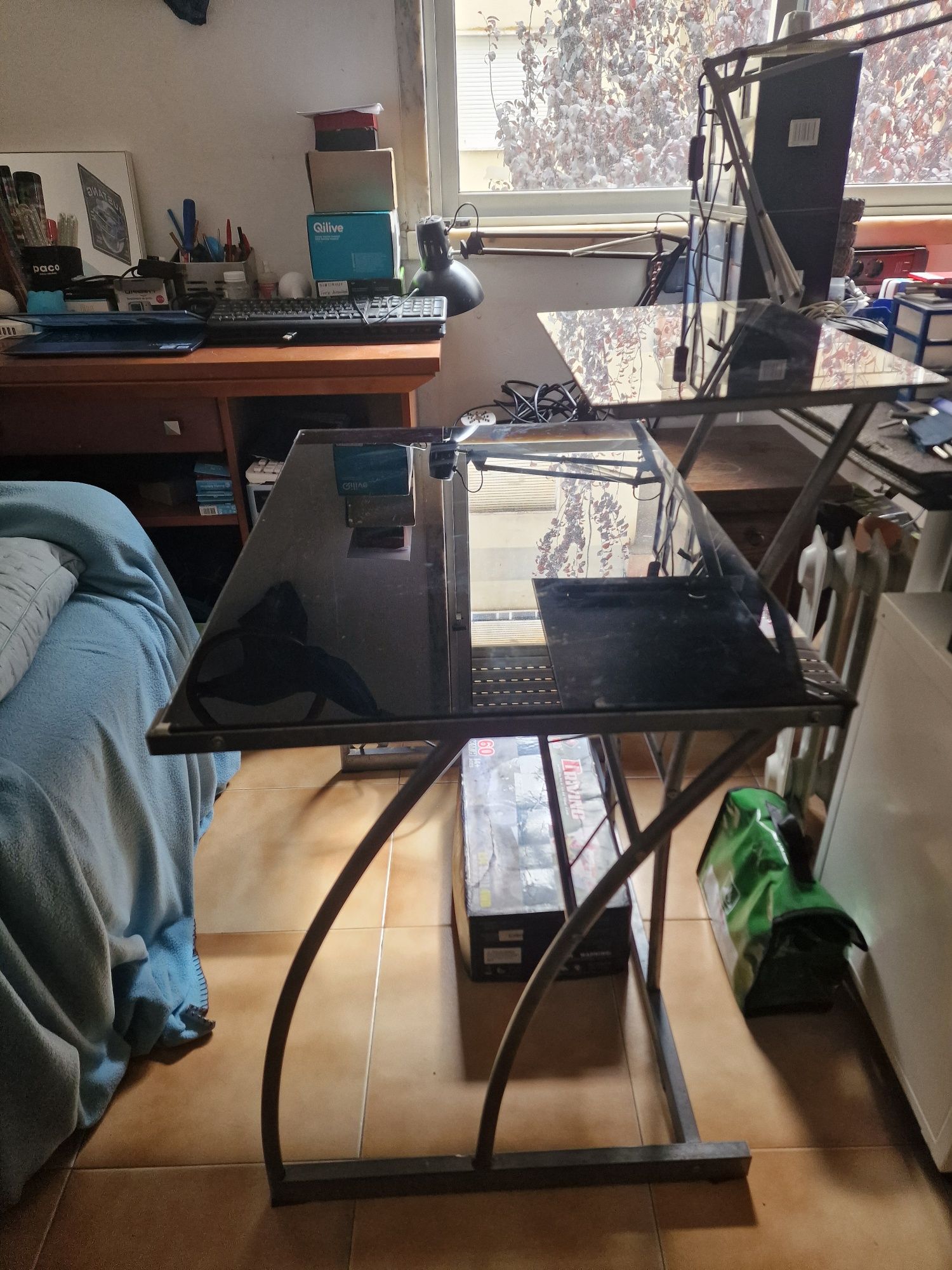 Mesa de pc em vidro