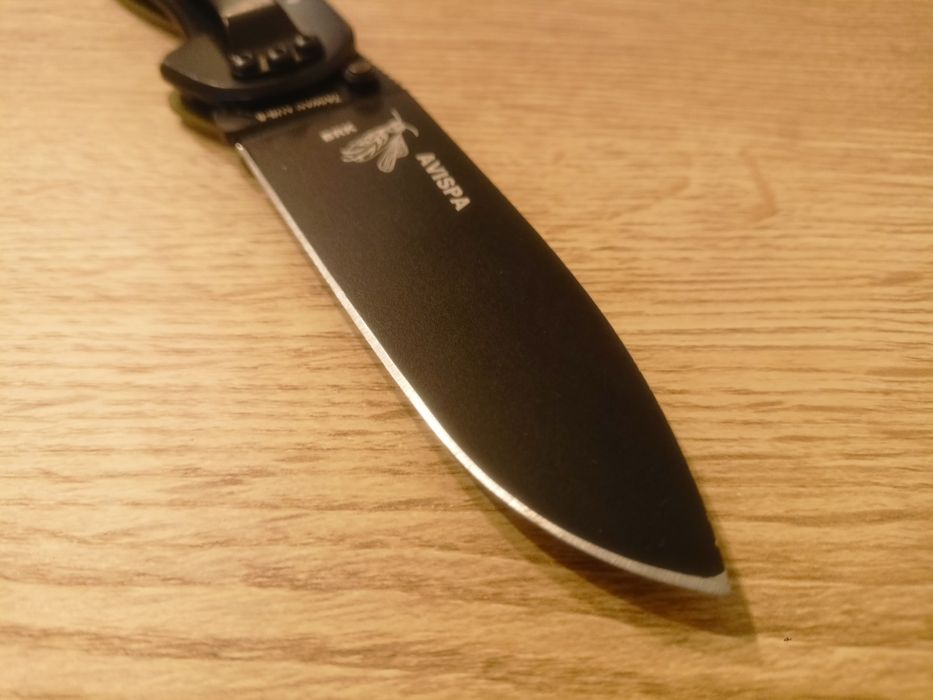 Nóż folder Esee avispa