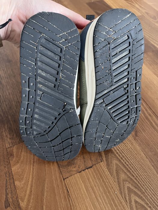 Sportowe sneakers Reserved 29