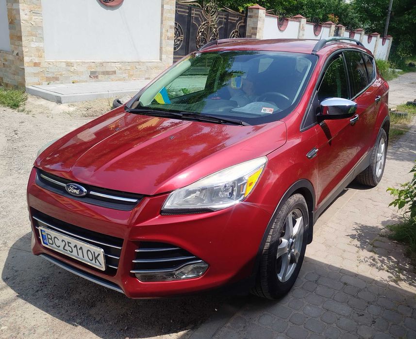 Продам Ford Escape
