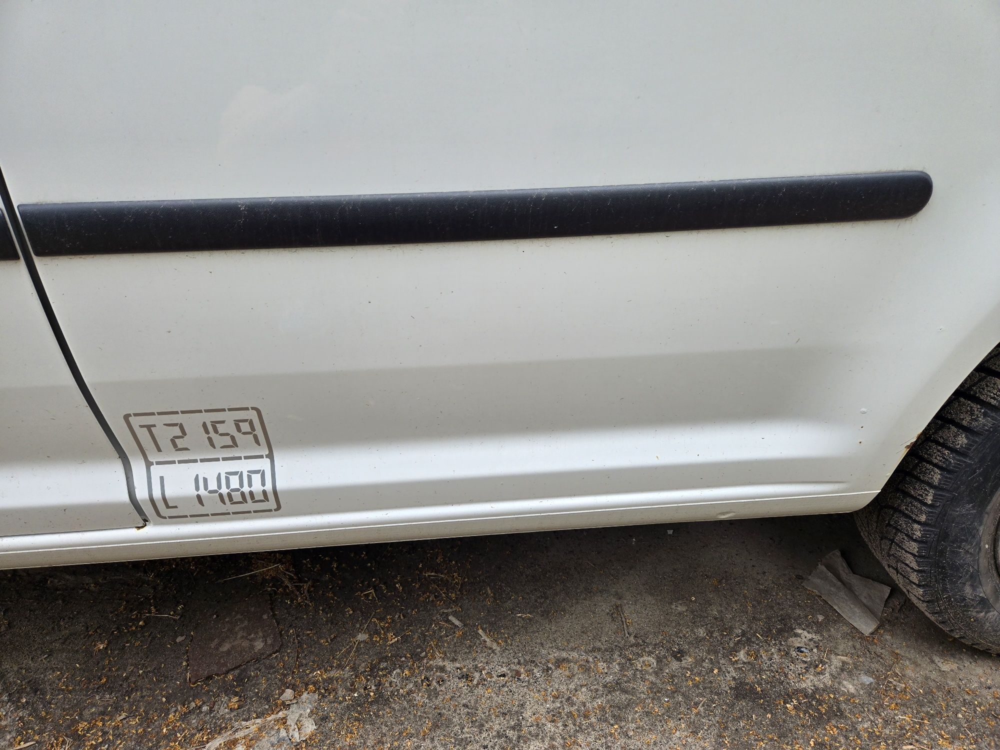 Volkswagen Caddy 1.6 дизель 2013