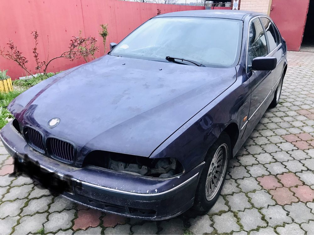 Запчастини BMW e39 мотор 2.0 м52 б20