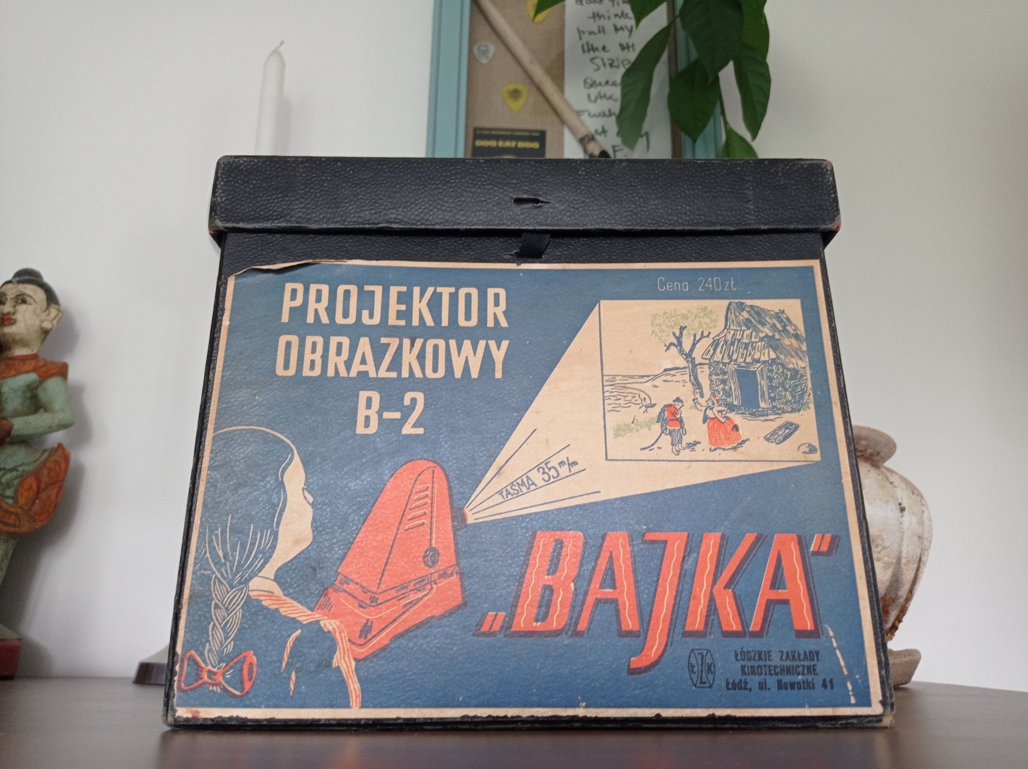 Stary Retro Rzutnik BAJKA Projektor do bajek B-2 z okresu PRL