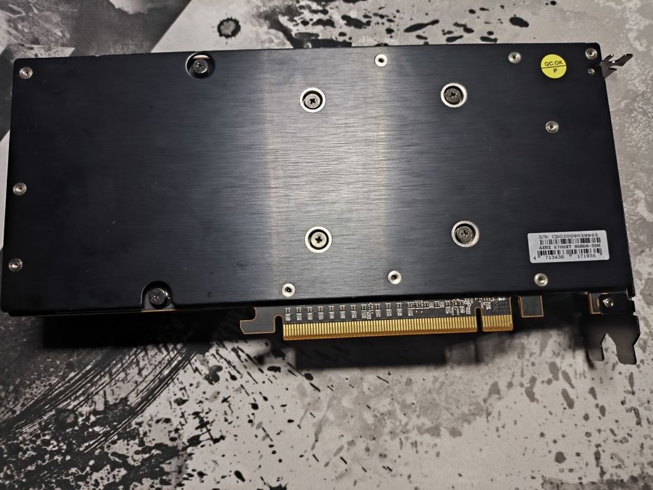 Rx 5700 XT 8Gigo