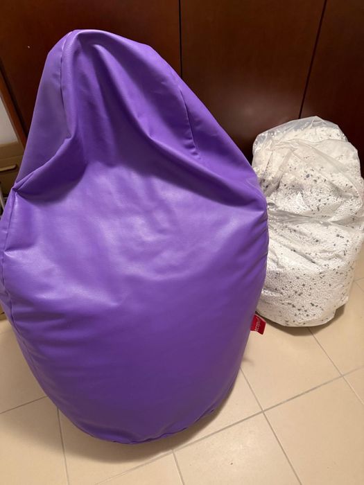 Fotel pufa z wypelnieniem z granulatu