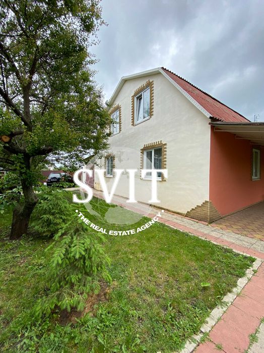 Продам заміський будинок з великим фермерським господарством