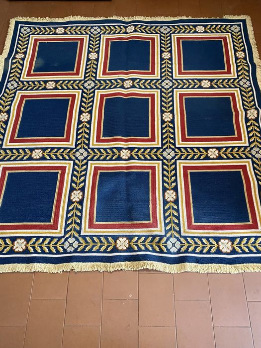 Tapete de Arraiolos não industrial