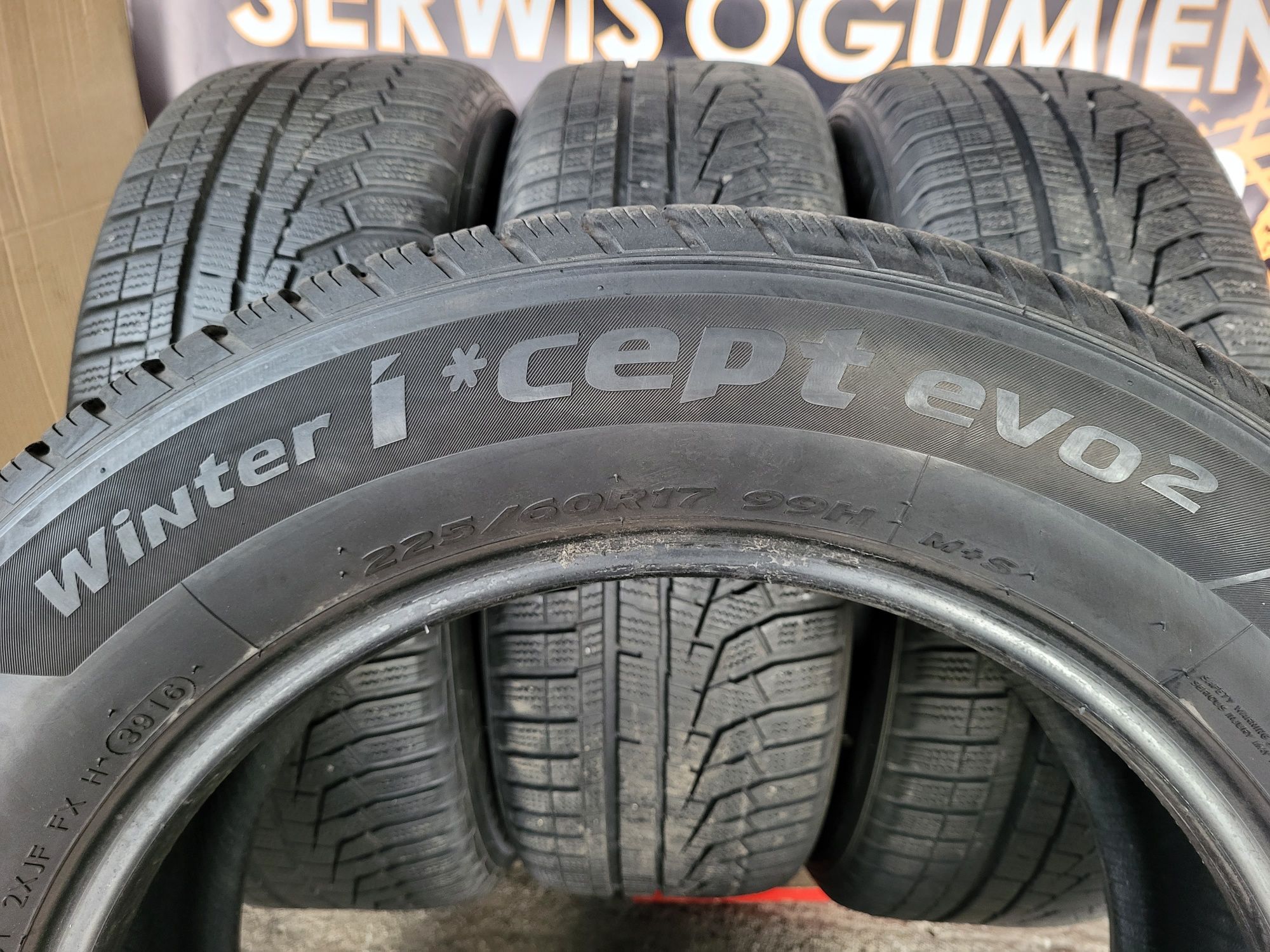 Opony zimowe 225/60/17 Hankook