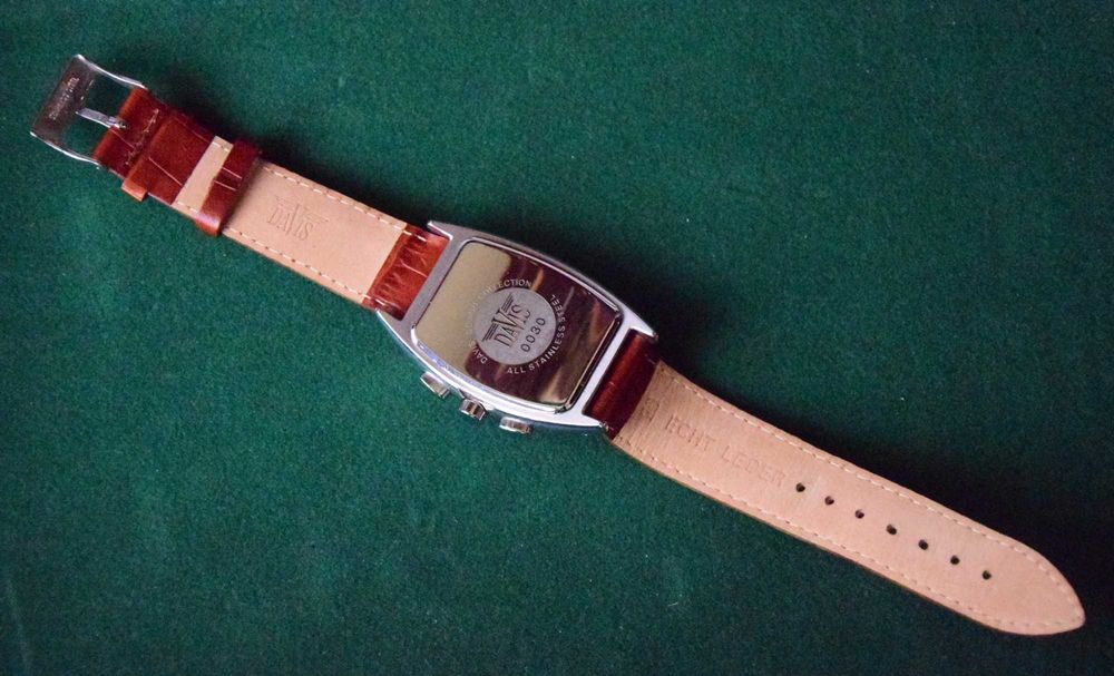 Relógio Davis 0030 Retro Tonneau chronograph