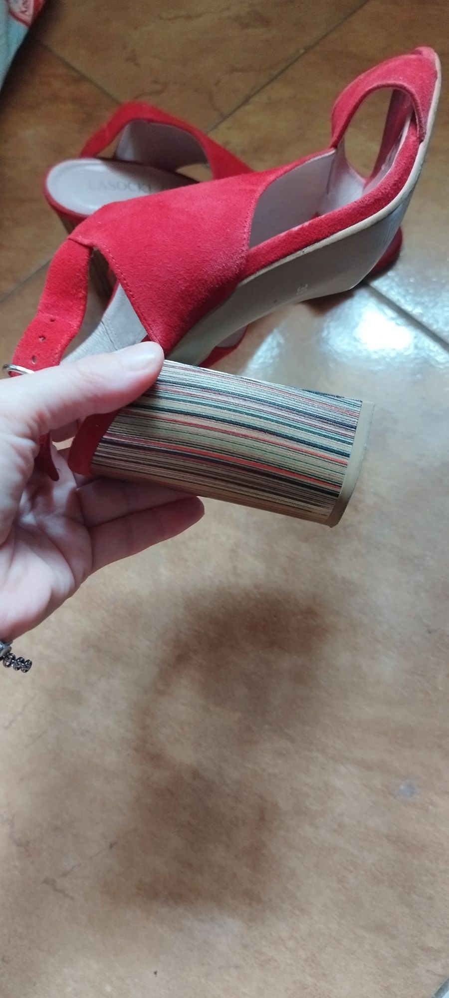 Sandały Lasocki rozm 39, długość wkładki 24,7 cm