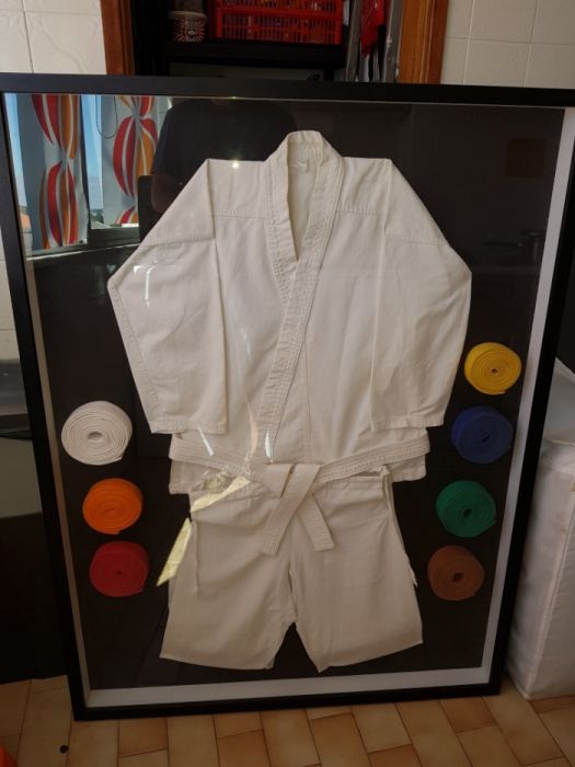 Quadro Kimono / Fato de Karaté e cintos