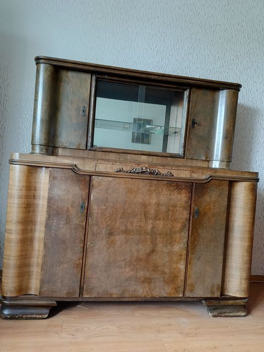 Sprzedam stary kredens