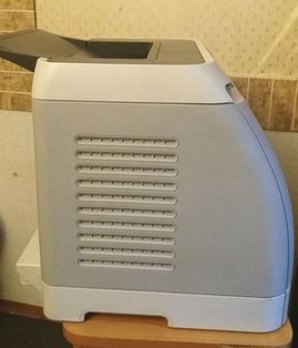 Продам принтер HP color laserjet 2600n