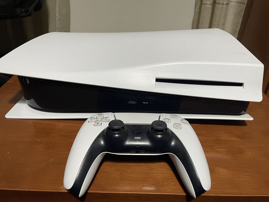 Playstation 5 Standart 1TB com leitor DvD + suporte +  comando + jogos