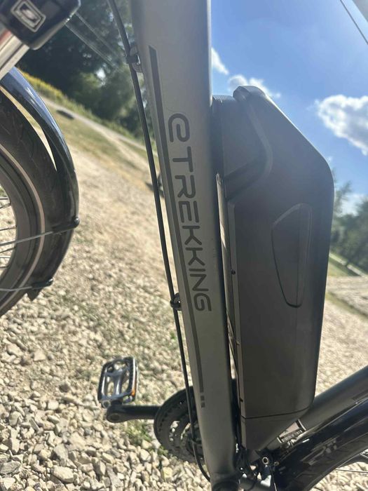 Rower elektryczny Trekkingowy  Męski/ Damski firmy Prophete jak nowy