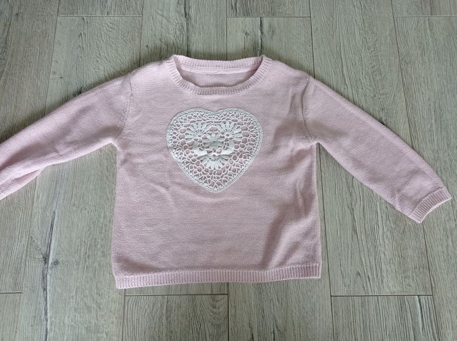 Elegancki sweterek dziewczęcy 116