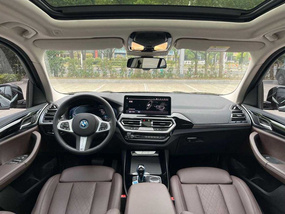 Продам BMW IX3 не битий!!