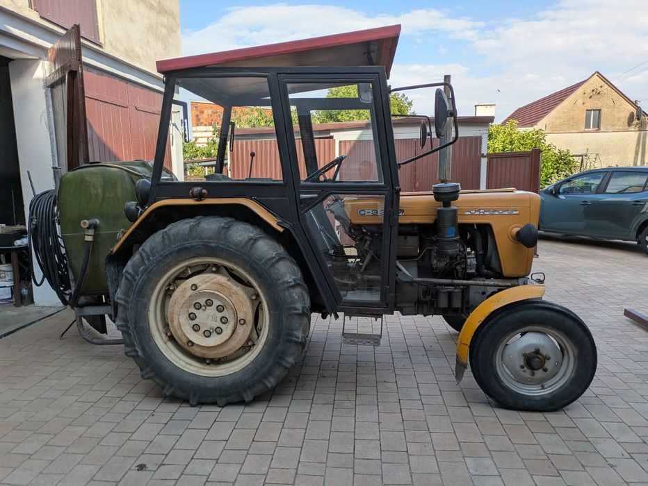 Ursus C-330 M  3000 motogodzin