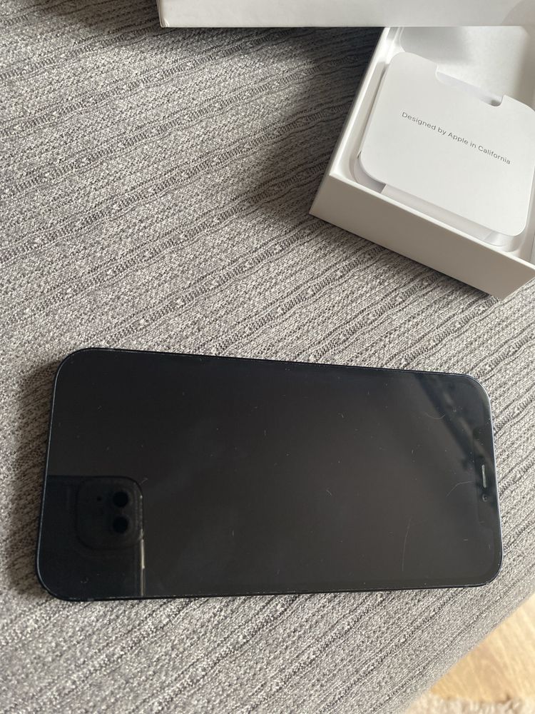 Iphone 12 apple czarny