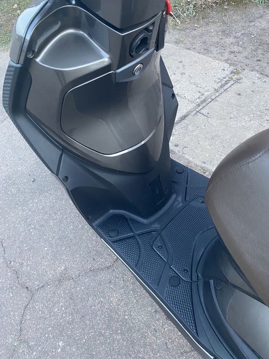 Продам скутер (инжекторная версия) в состоянии нового!