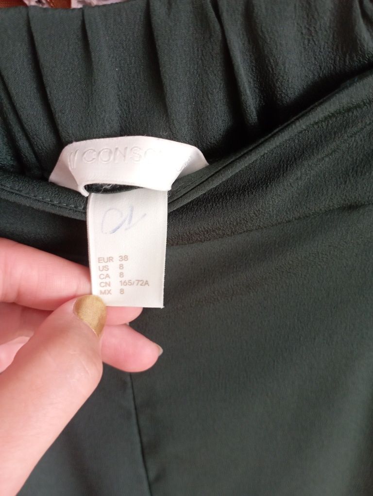 Spodnie butelkowa zieleń H&M