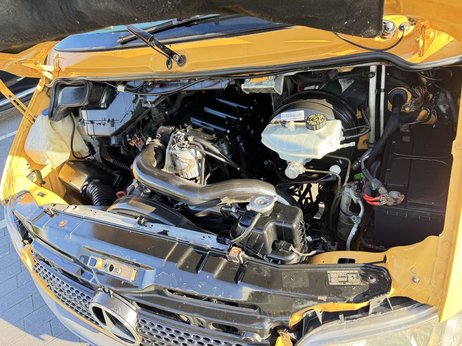 Mercedes-Benz Sprinter 2005 рік