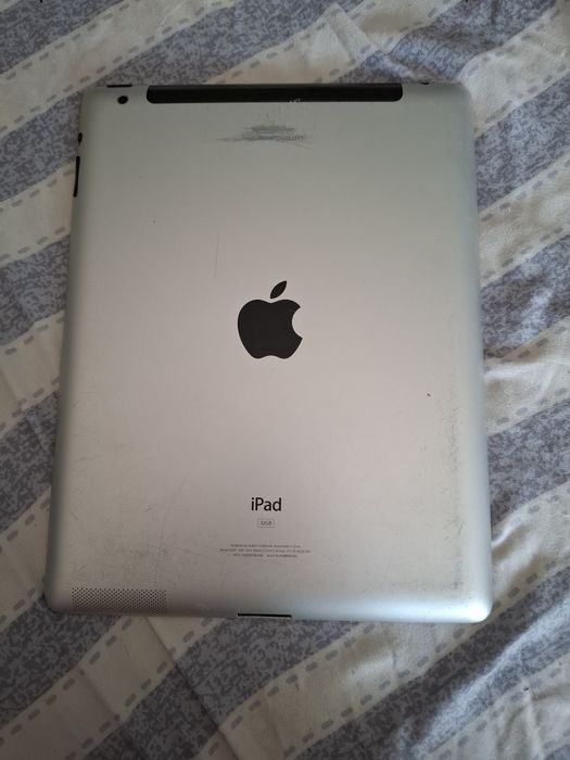 Продам iPad  рабочий