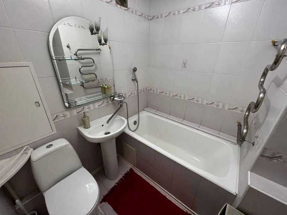 Орегдп трикімнатної квартири , Вул. Светлова 3