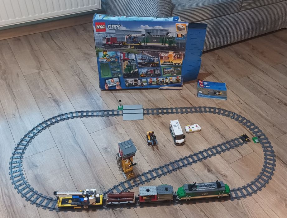 LEGO City 60198 Pociąg towarowy