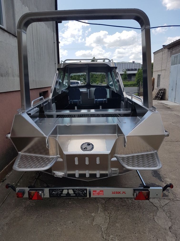 Łódź łódka aluminiowa firmy Gomar