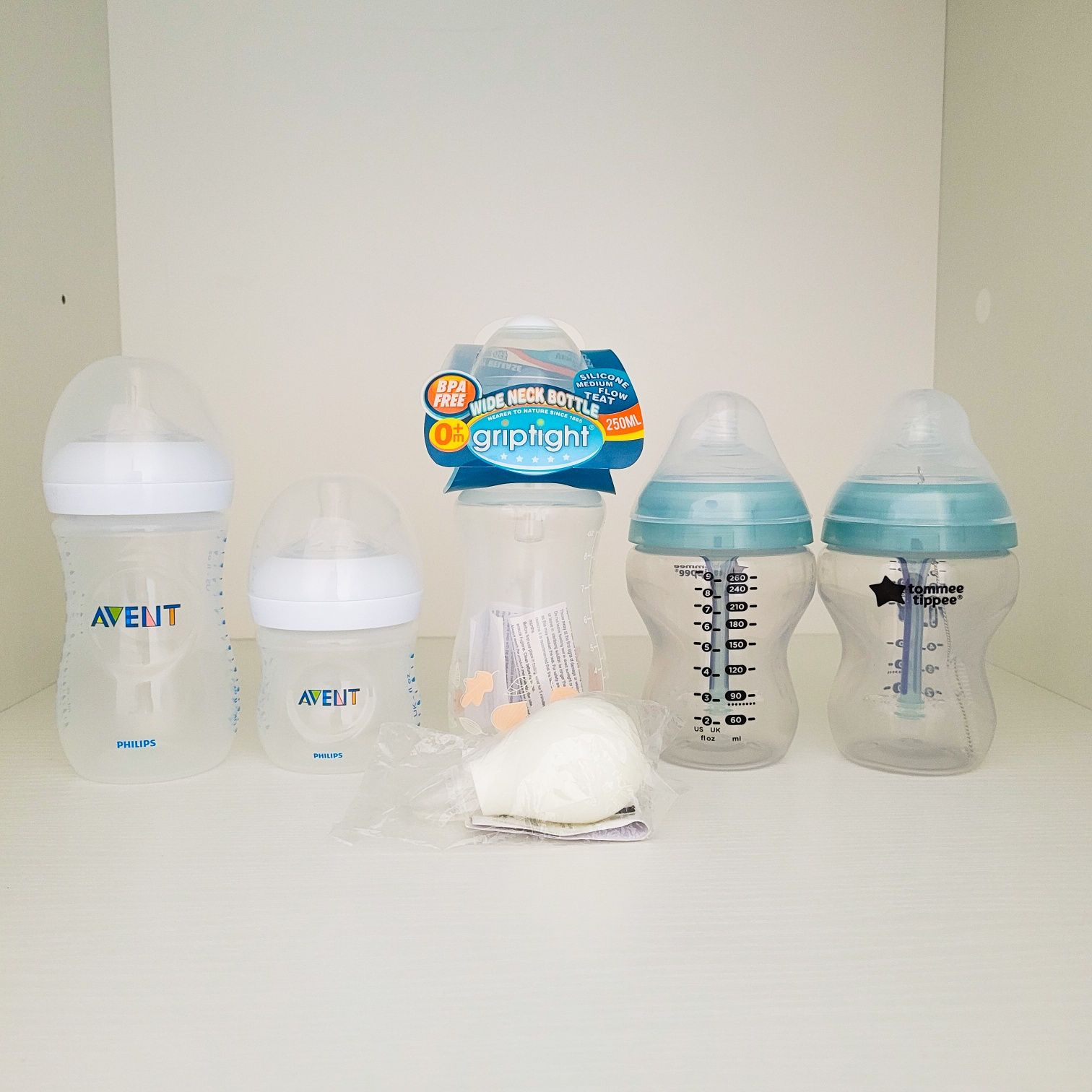 Пляшечки Avent Tommy Tippee