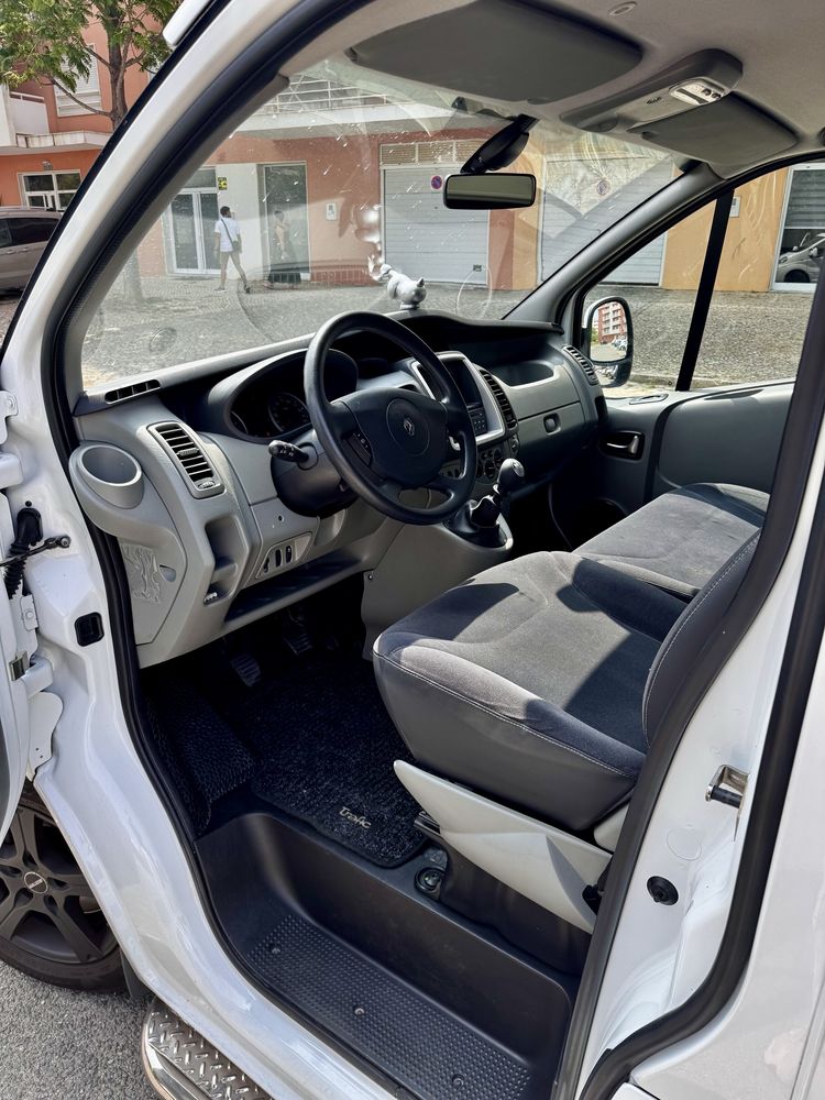 Renault trafic 2014 L2 Black edition